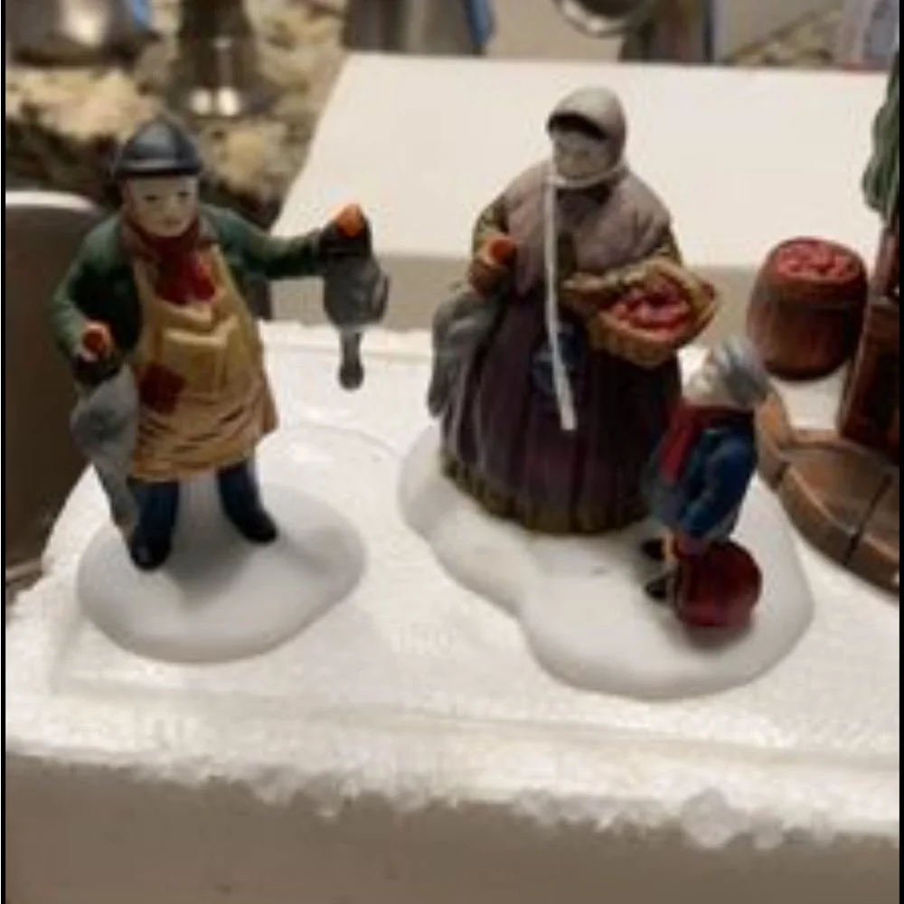 Department 56 Heritage Village, poultry market